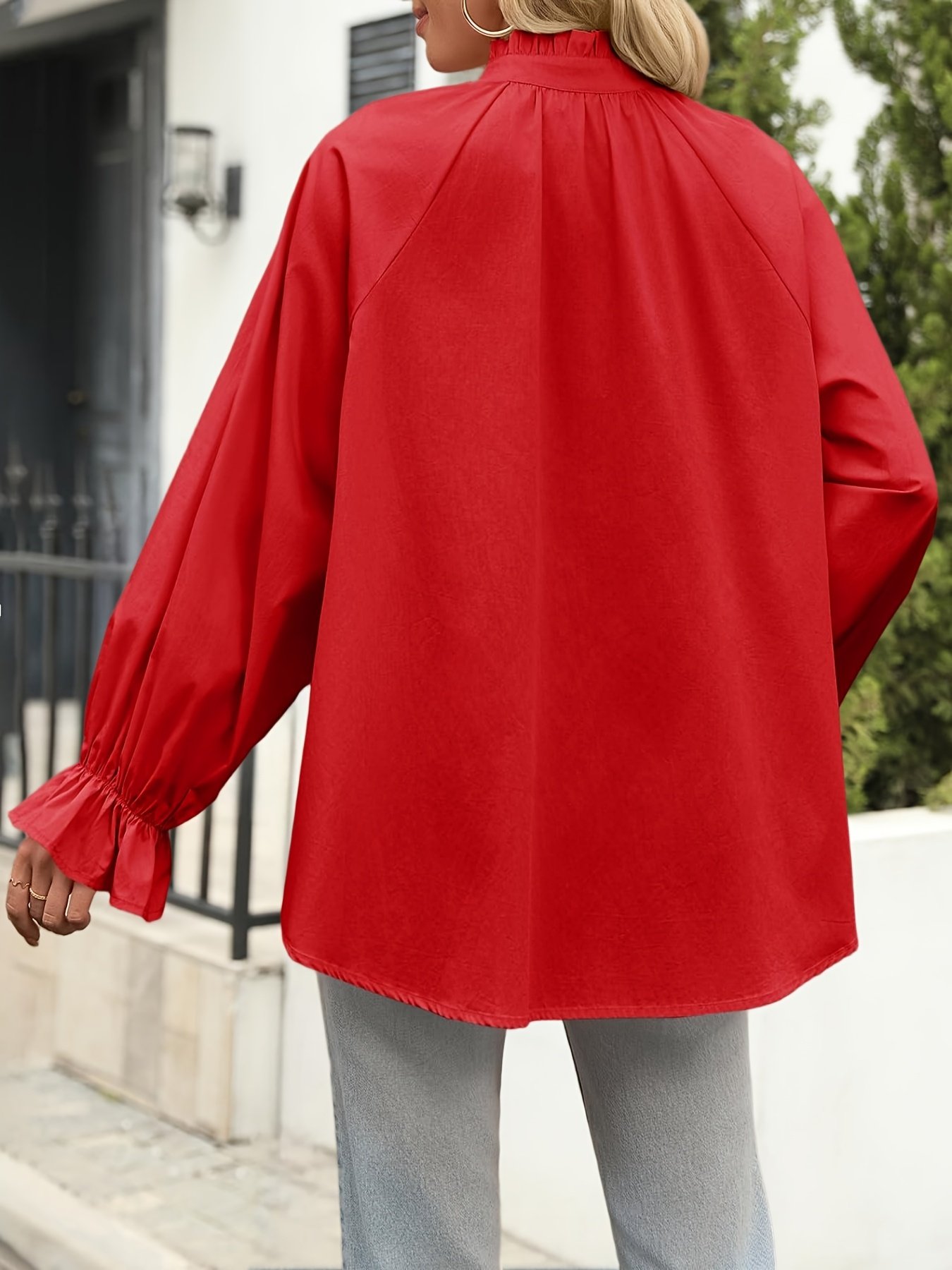 Moteriški ilgi V formos iškirptės marškinėliai - Image 6